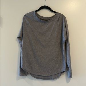 Athleta gray long sleeve shirt